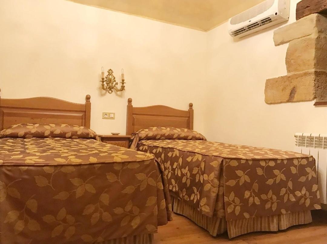 Posada Ribera Del Pas Iruz Екстер'єр фото