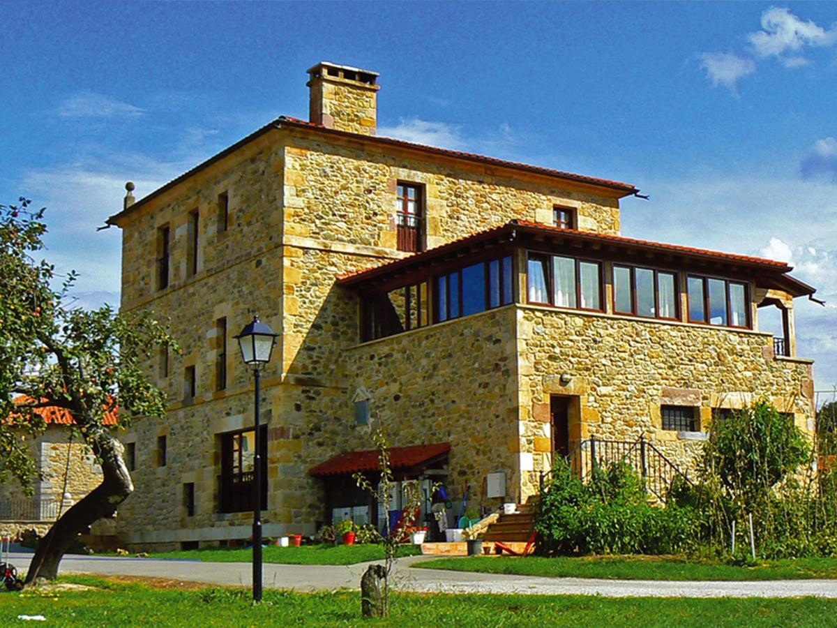 Posada Ribera Del Pas Iruz Екстер'єр фото