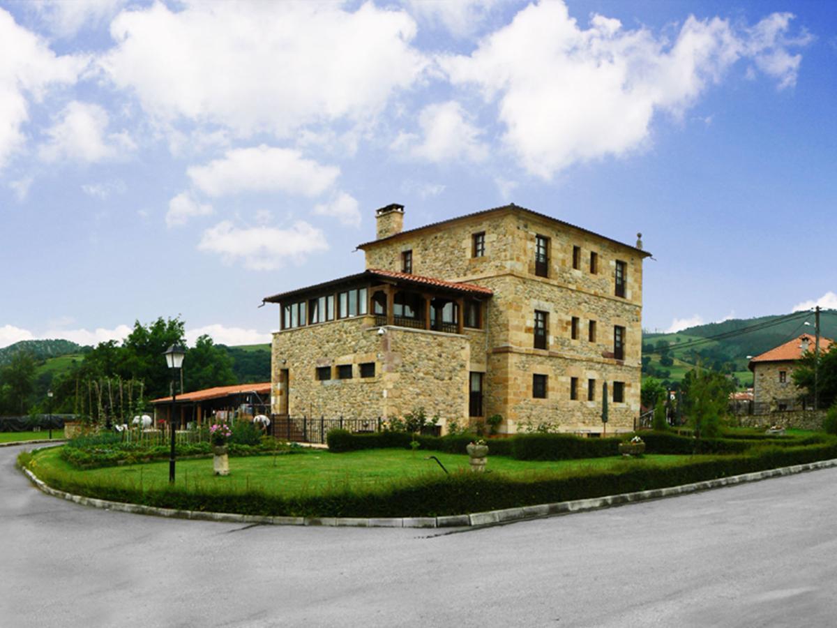 Posada Ribera Del Pas Iruz Екстер'єр фото