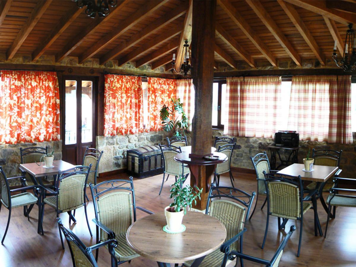 Posada Ribera Del Pas Iruz Екстер'єр фото